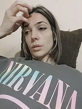 Snapshot of JoLeNe27 chatting on December 3, 5:30 am JoLeNe27 online show from December 3, 5:30 am