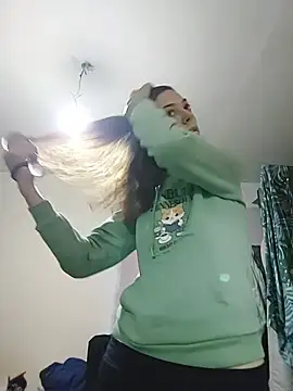 Snapshot of JoLeNe27 chatting on November 17, 4:16 am JoLeNe27 online show from November 17, 4:16 am