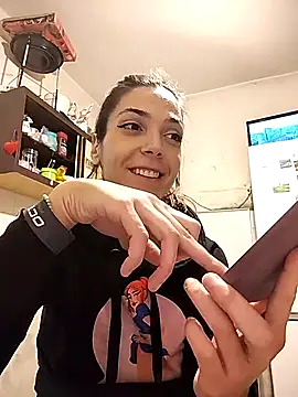 Snapshot of JoLeNe27 chatting on November 17, 5:39 pm JoLeNe27 online show from November 17, 5:39 pm