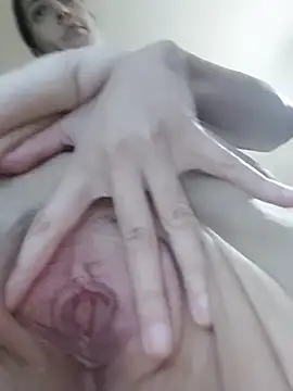 Snapshot of JoLeNe27 chatting on November 25, 4:24 am JoLeNe27 online show from November 25, 4:24 am