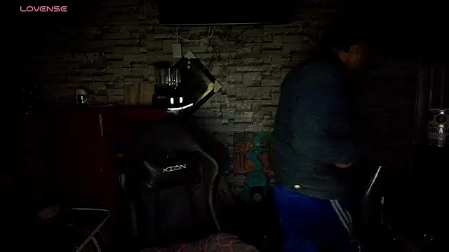 yefersonsijajaj online show from November 13, 6:39 am