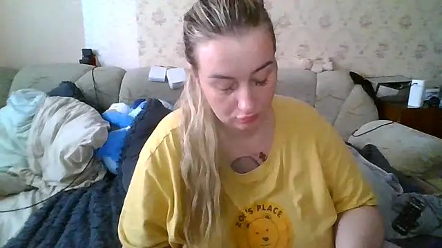 Snapshot of Mandy_Belcher chatting on July 16, 8:55 am Mandy Belcher online show from July 16, 8:55 am