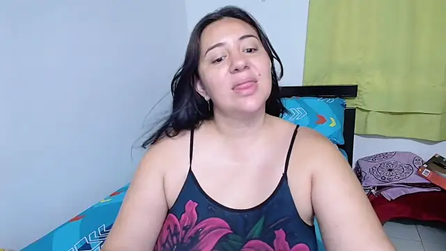 sexxy ticki online show from December 7, 2:30 pm