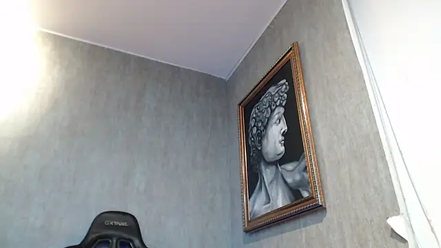 Snapshot of eros-steel chatting on January 18, 11:00 pm eros-steel online show from January 18, 11:00 pm