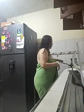 rosahills online show from April 4, 7:04 am