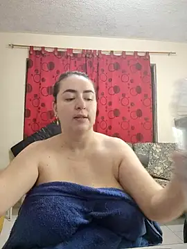 Snapshot of rosahills chatting on January 10, 7:36 am rosahills online show from January 10, 7:36 am