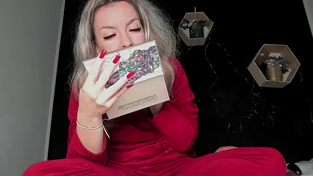 Alesys69 online show from December 21, 1:30 am