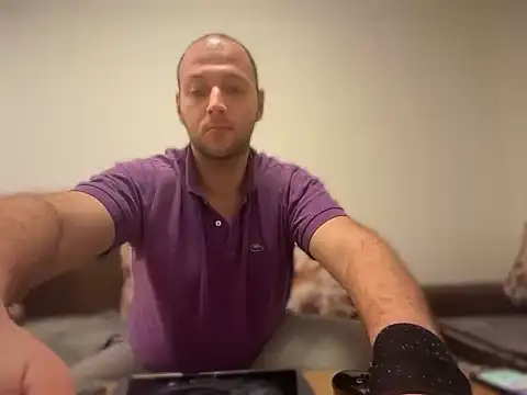 Flakka95 online show from March 11, 2:05 am