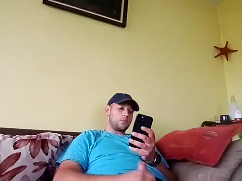 Snapshot of Flakka95 chatting on October 5, 6:04 am Flakka95 online show from October 5, 6:04 am