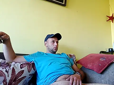 Snapshot of Flakka95 chatting on October 4, 11:56 am Flakka95 online show from October 4, 11:56 am