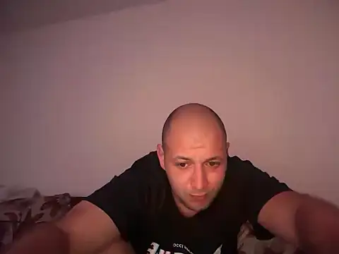 Flakka95 online show from April 12, 3:21 am