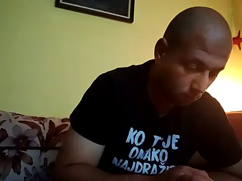 Snapshot of Flakka95 chatting on October 17, 1:31 am Flakka95 online show from October 17, 1:31 am