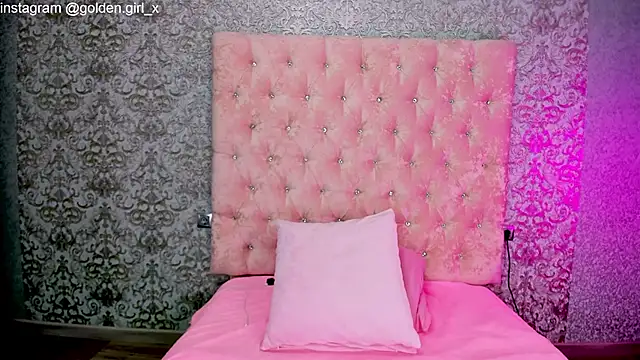 Akilla Queen online show from November 23, 1:59 am