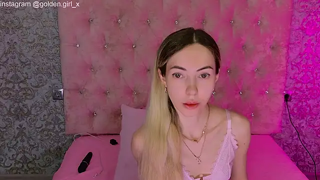 Akilla Queen online show from February 24, 1:50 am