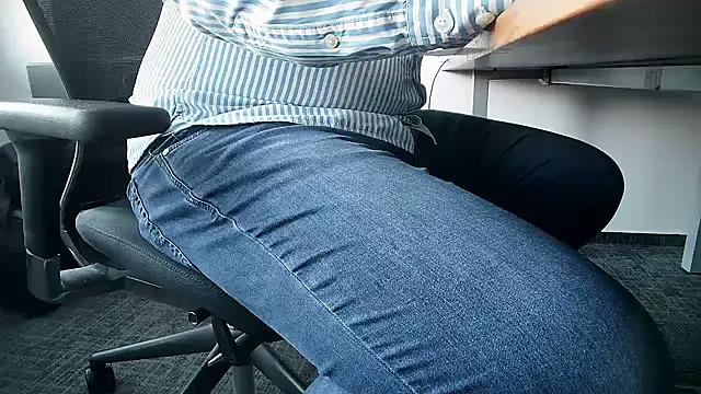 69bezfleku online show from October 28, 7:07 am