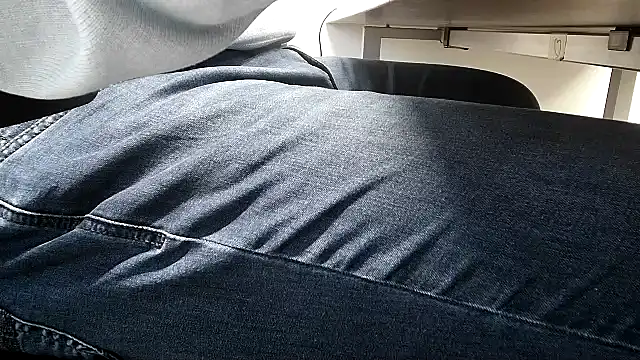 69bezfleku online show from December 2, 6:59 am