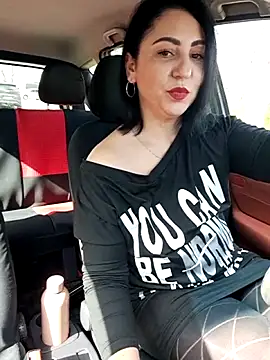 charrlote love online show from April 8, 1:01 pm