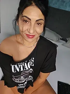 charrlote love online show from July 12, 3:13 pm