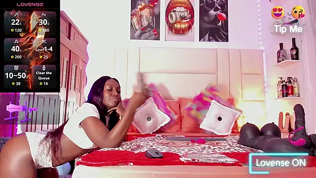 danielamorgan online show from November 3, 9:40 pm