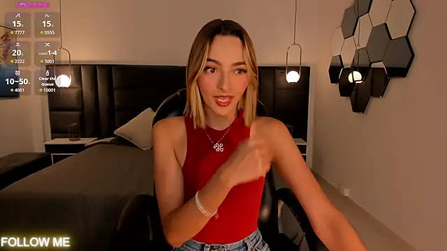 MelissaMoore  online show from April 4, 10:11 am