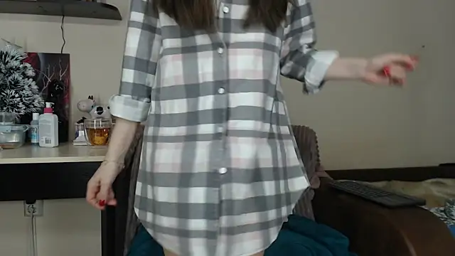 SugarTati online show from March 6, 7:42 pm