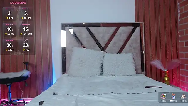 Snapshot of AGATHAA_WHITE chatting on December 17, 11:15 am AGATHAA WHITE online show from December 17, 11:15 am