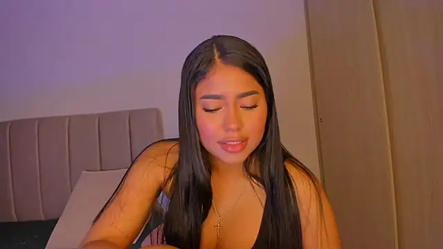 Snapshot of isa_bunny chatting on February 27, 6:57 am isa bunny online show from February 27, 6:57 am