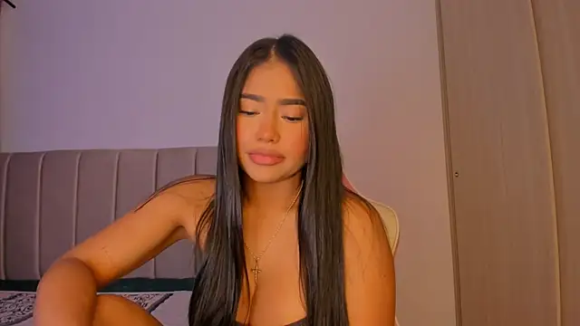 Snapshot of isa_bunny chatting on November 18, 4:16 am isa bunny online show from November 18, 4:16 am