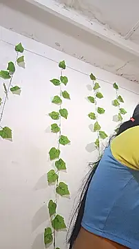 shayna all online show from November 7, 7:18 pm