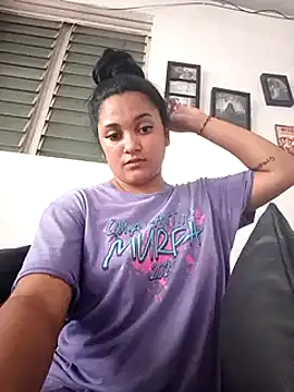 shayna all online show from March 7, 5:38 pm