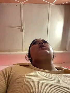 shayna all online show from July 17, 2:09 am