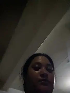 shayna all online show from June 19, 2:17 am