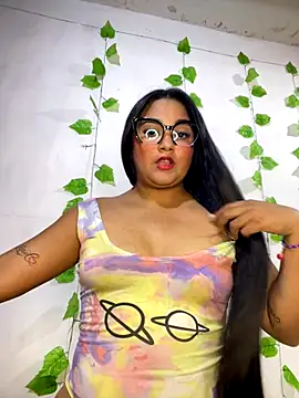 Snapshot of shayna_all chatting on January 7, 6:57 pm shayna all online show from January 7, 6:57 pm