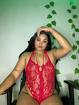 Snapshot of shayna_all chatting on February 10, 6:51 pm shayna all online show from February 10, 6:51 pm