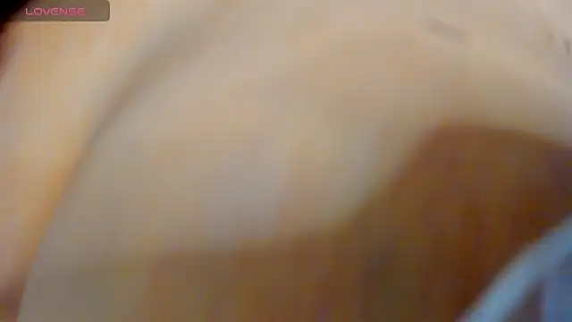 Dephne   online show from December 1, 8:53 pm