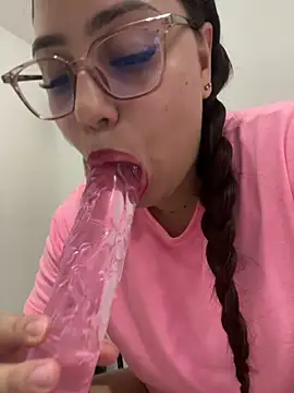 Luciana0226 online show from February 10, 10:53 pm