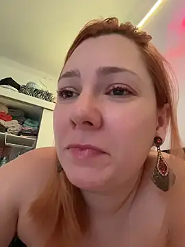 Patriciamoura69 online show from April 4, 6:03 pm