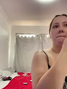 Snapshot of Patriciamoura69 chatting on December 18, 5:10 pm Patriciamoura69 online show from December 18, 5:10 pm