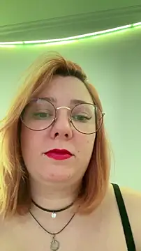 Patriciamoura69 online show from December 3, 6:29 pm