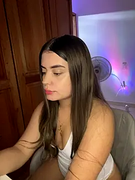 Snapshot of Miss_valeriaa chatting on November 20, 4:07 pm Miss valeriaa online show from November 20, 4:07 pm