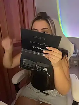 Snapshot of Miss_valeriaa chatting on July 12, 1:45 pm Miss valeriaa online show from July 12, 1:45 pm