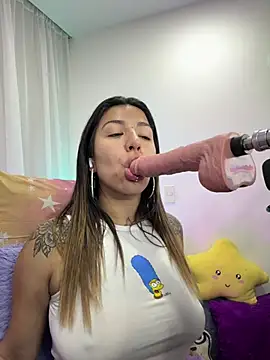 Snapshot of _antonella_dreamss chatting on March 20, 5:02 am antonella dreamss online show from March 20, 5:02 am