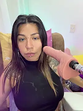 Snapshot of _antonella_dreamss chatting on March 18, 5:12 am antonella dreamss online show from March 18, 5:12 am