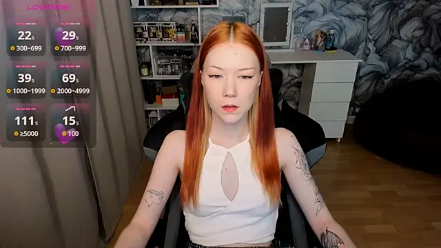 litl Mia online show from November 12, 4:44 pm