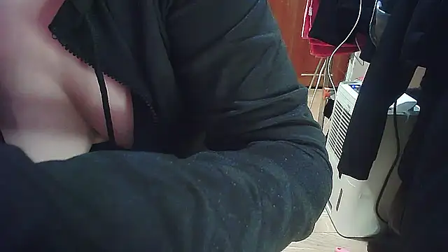 cindy01113520 online show from March 5, 8:42 pm