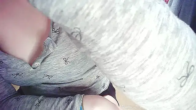 cindy01113520 online show from March 12, 6:32 pm