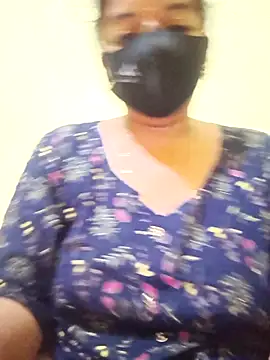 Snapshot of teddy-143 chatting on November 3, 9:18 pm teddy-143 online show from November 3, 9:18 pm