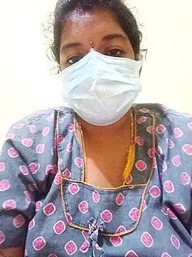 Snapshot of teddy-143 chatting on November 11, 4:57 pm teddy-143 online show from November 11, 4:57 pm