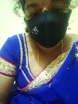 Snapshot of teddy-143 chatting on October 14, 5:02 pm teddy-143 online show from October 14, 5:02 pm