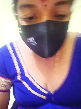 Snapshot of teddy-143 chatting on November 1, 6:57 pm teddy-143 online show from November 1, 6:57 pm